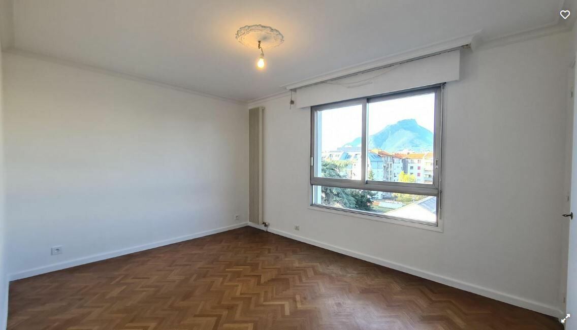 Appartement à louer 3 84m2 à Grenoble vignette-16