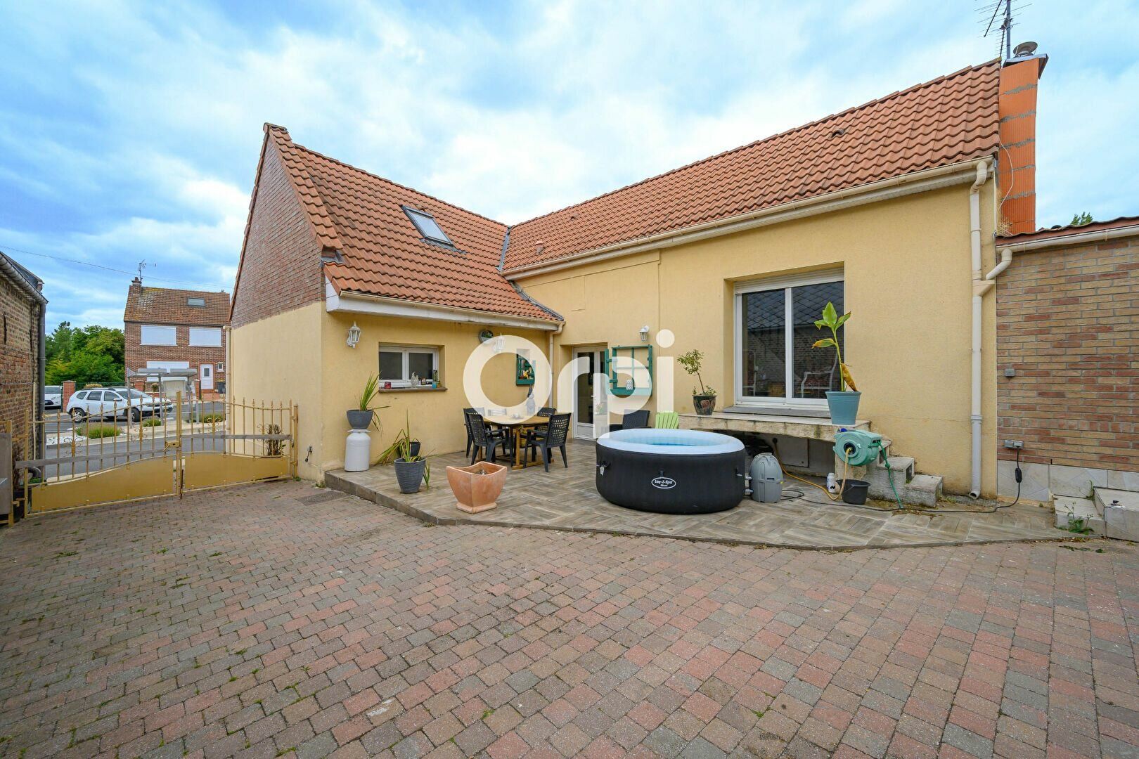 Maison à vendre 6 150m2 à Tilloy-lez-Cambrai vignette-2