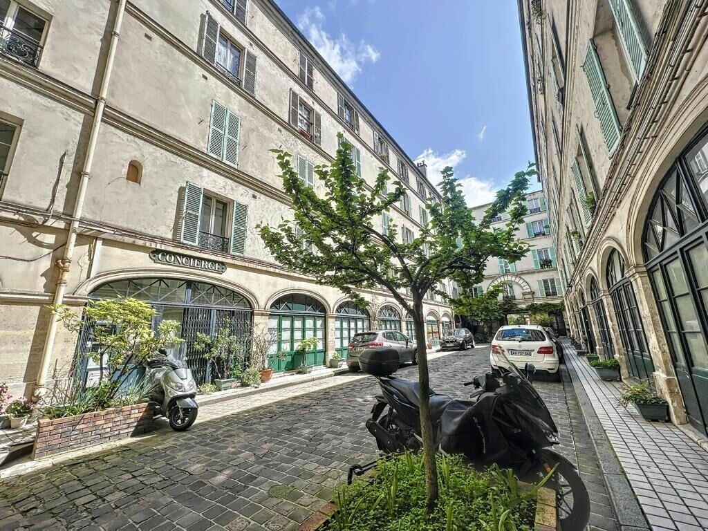 Appartement à vendre 3 65.05m2 à Paris 10 vignette-9