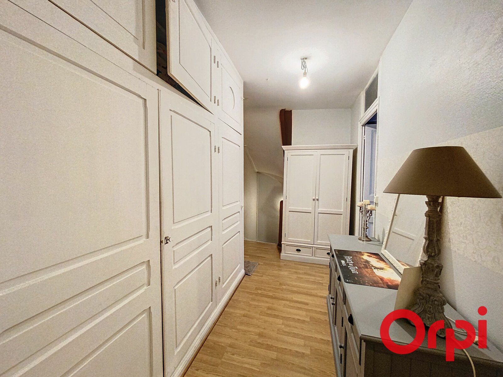 Appartement à vendre 3 115.84m2 à Saint-Amand-Montrond vignette-10