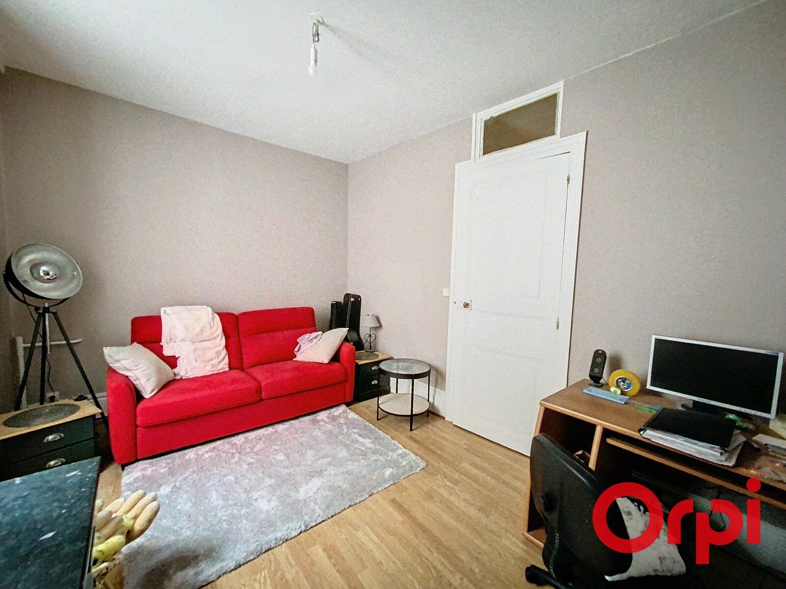 Appartement à vendre 3 115.84m2 à Saint-Amand-Montrond vignette-11