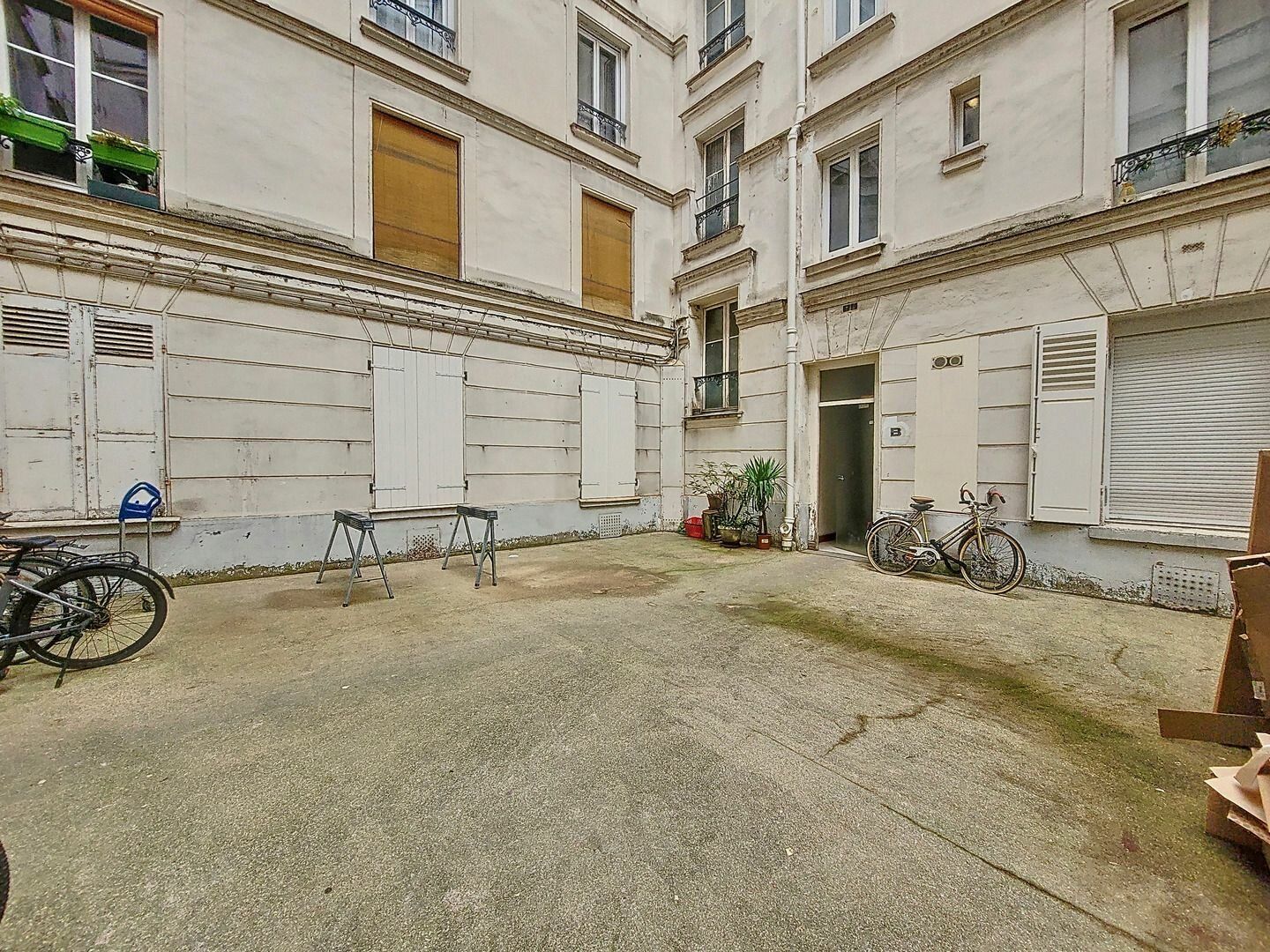 Appartement à vendre 2 32.19m2 à Paris 18 vignette-6