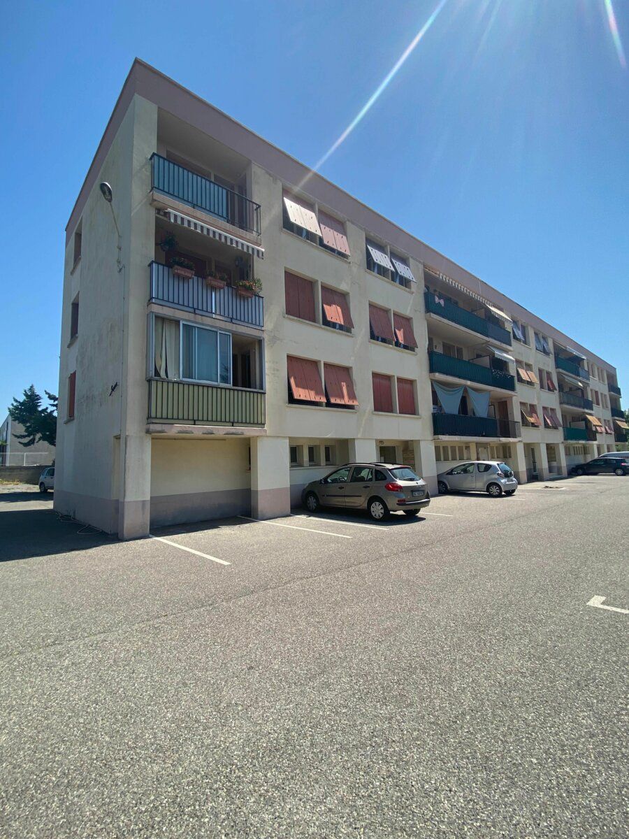 Appartement à vendre 3 57.08m2 à Château-Arnoux-Saint-Auban vignette-1
