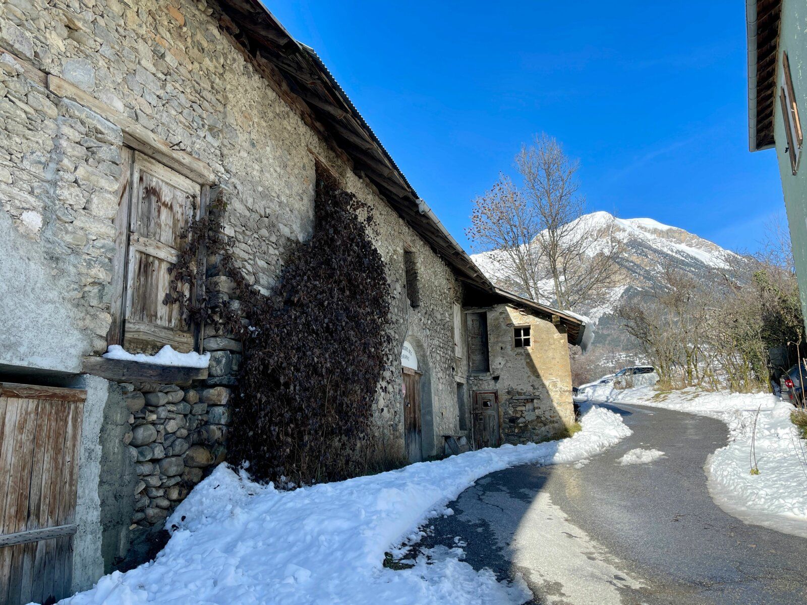Maison à vendre 2 335m2 à Châteauroux-les-Alpes vignette-7