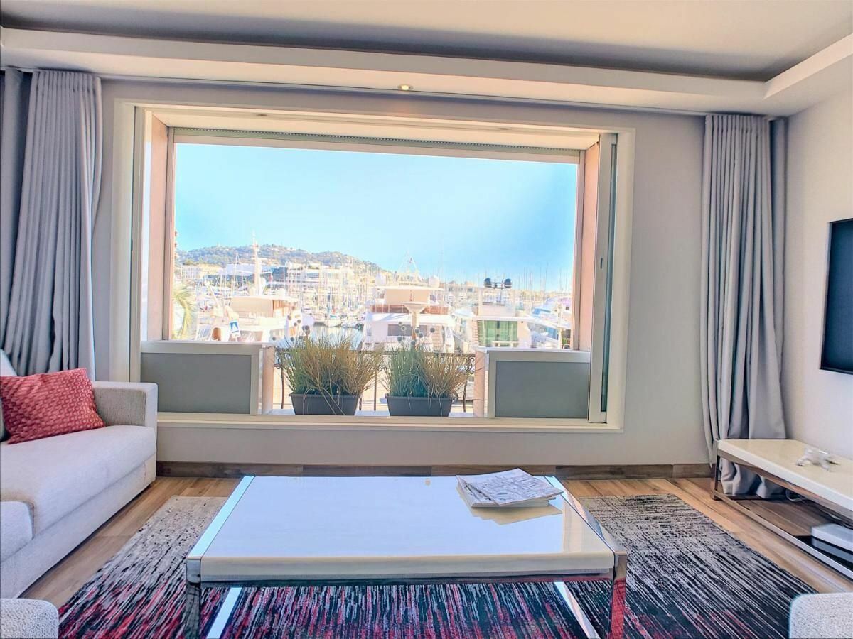 Appartement à vendre 3 71m2 à Cannes vignette-3