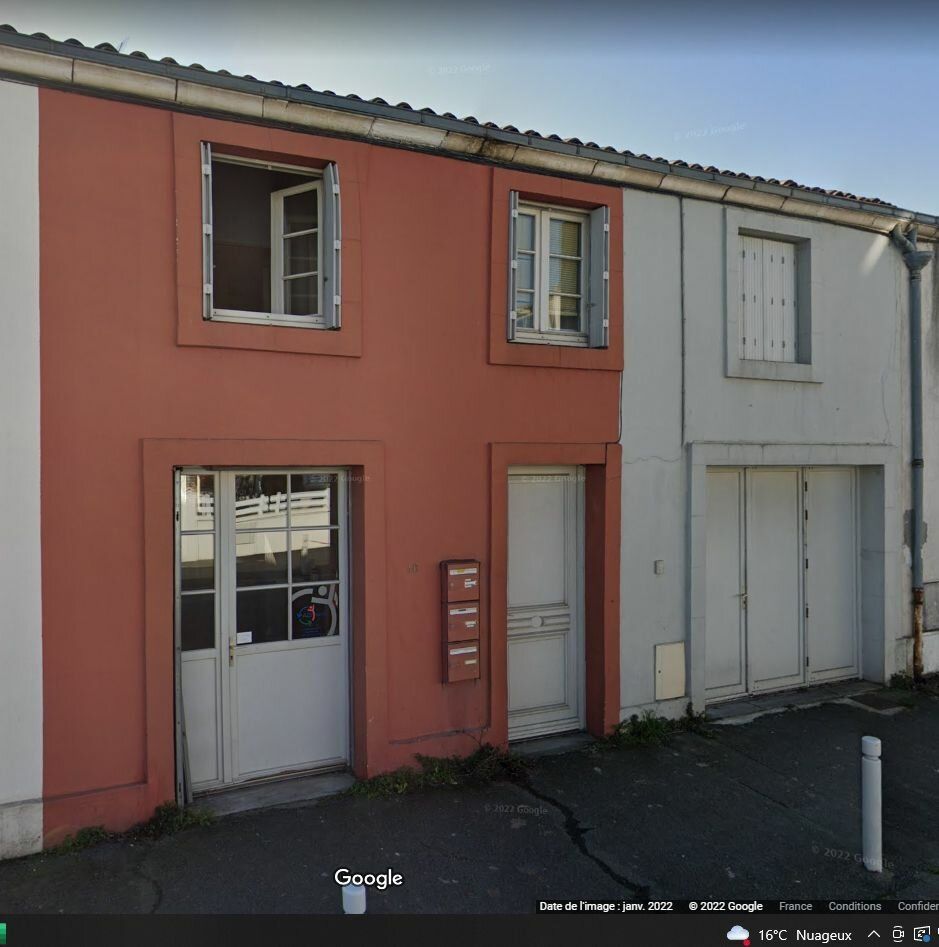 Maison à vendre 5 212m2 à La Rochelle vignette-6