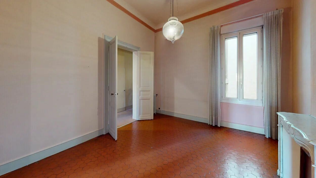 Appartement à vendre 4 165.41m2 à Montpellier vignette-18