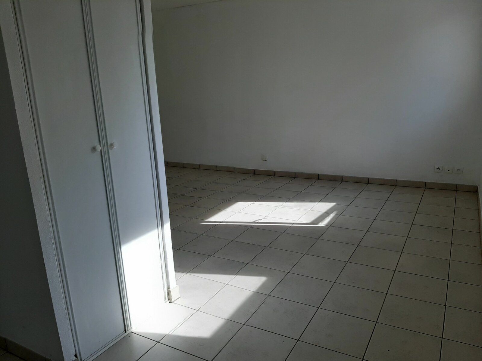 Appartement à louer 1 30m2 à Saint-Aubin-lès-Elbeuf vignette-8