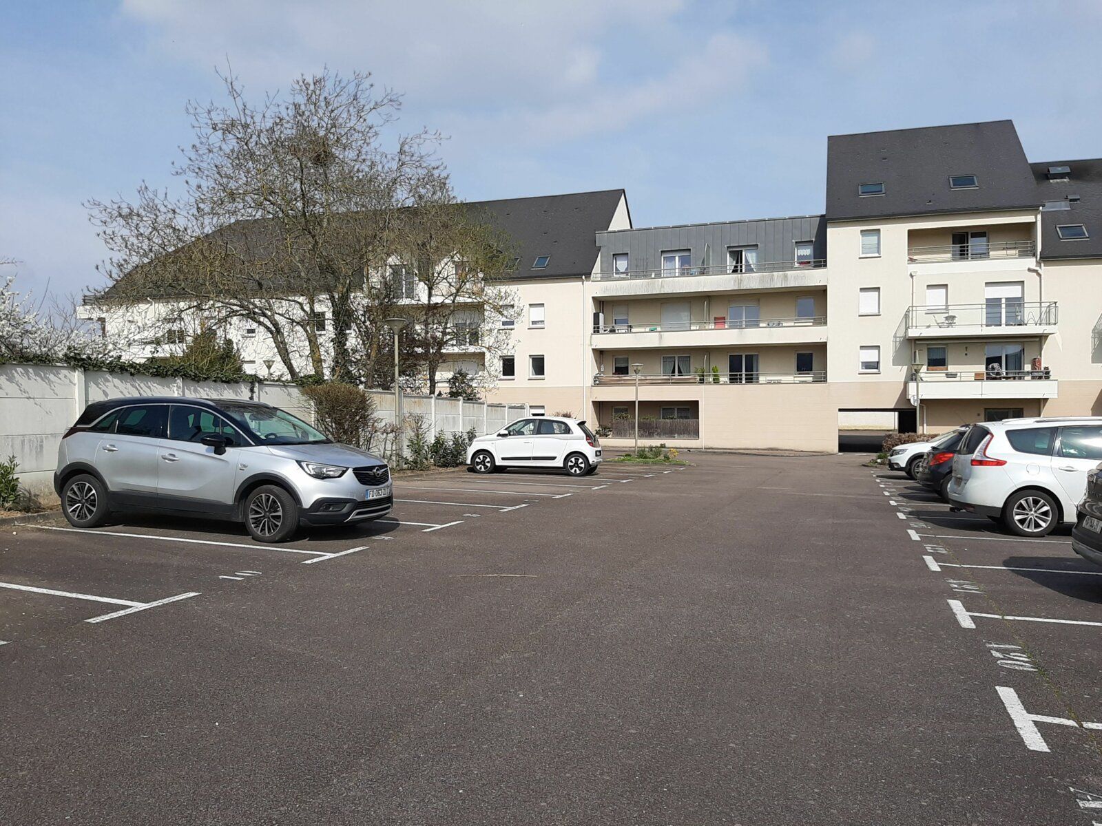 Appartement à louer 1 30m2 à Saint-Aubin-lès-Elbeuf vignette-1