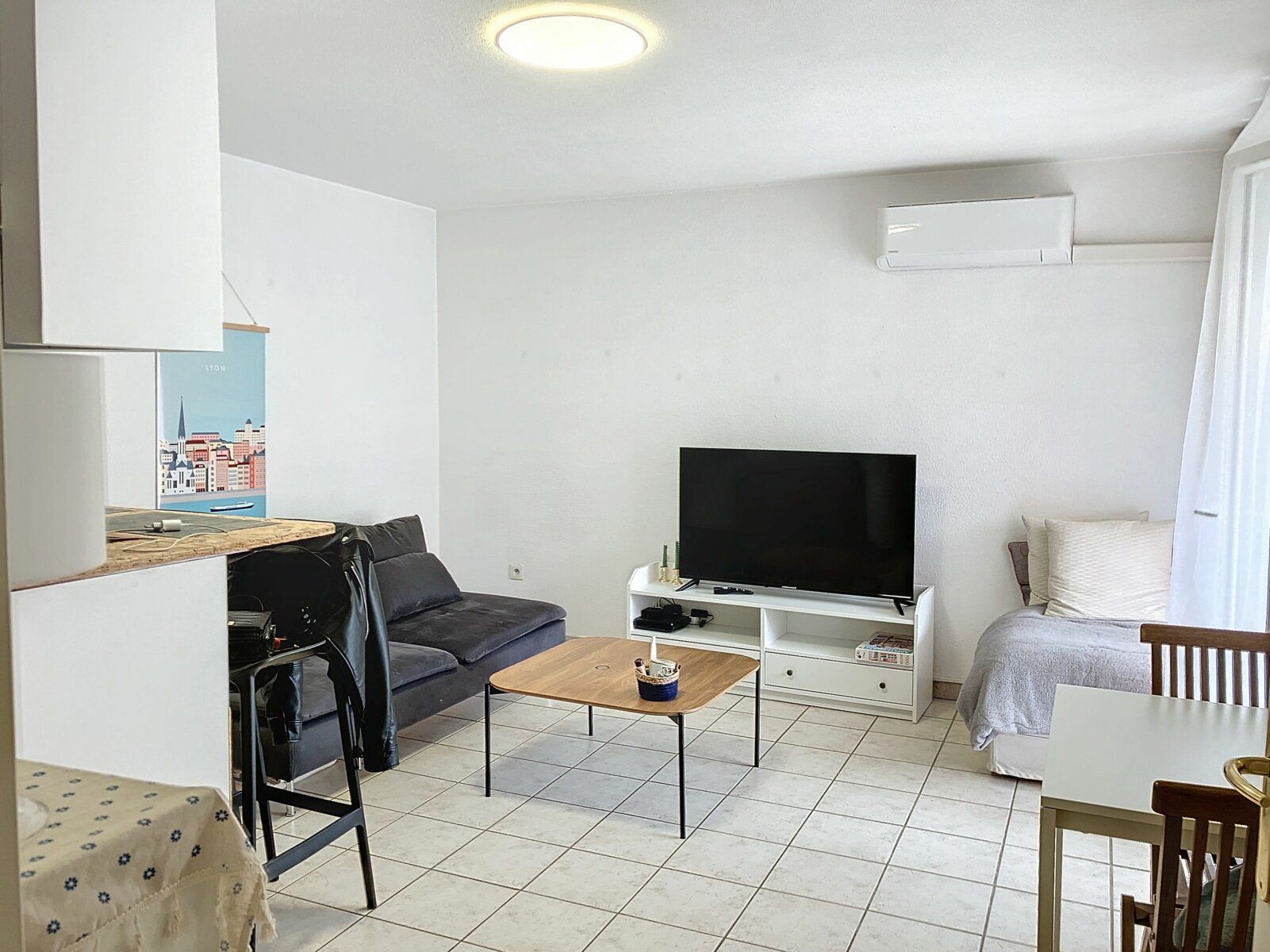 Appartement à louer 2 36.76m2 à Avignon vignette-1