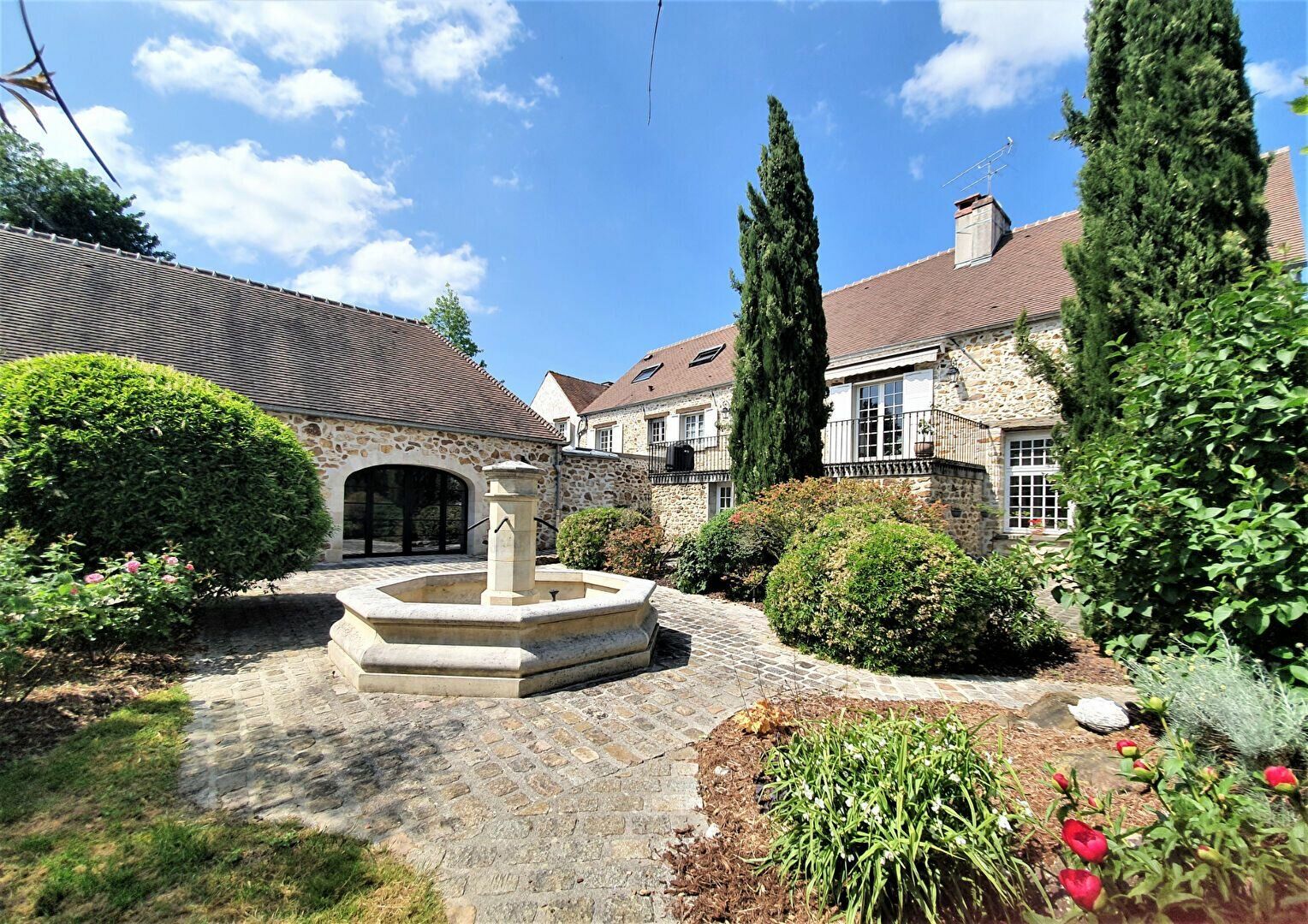 Maison à vendre 7 443m2 à Brie-Comte-Robert vignette-2