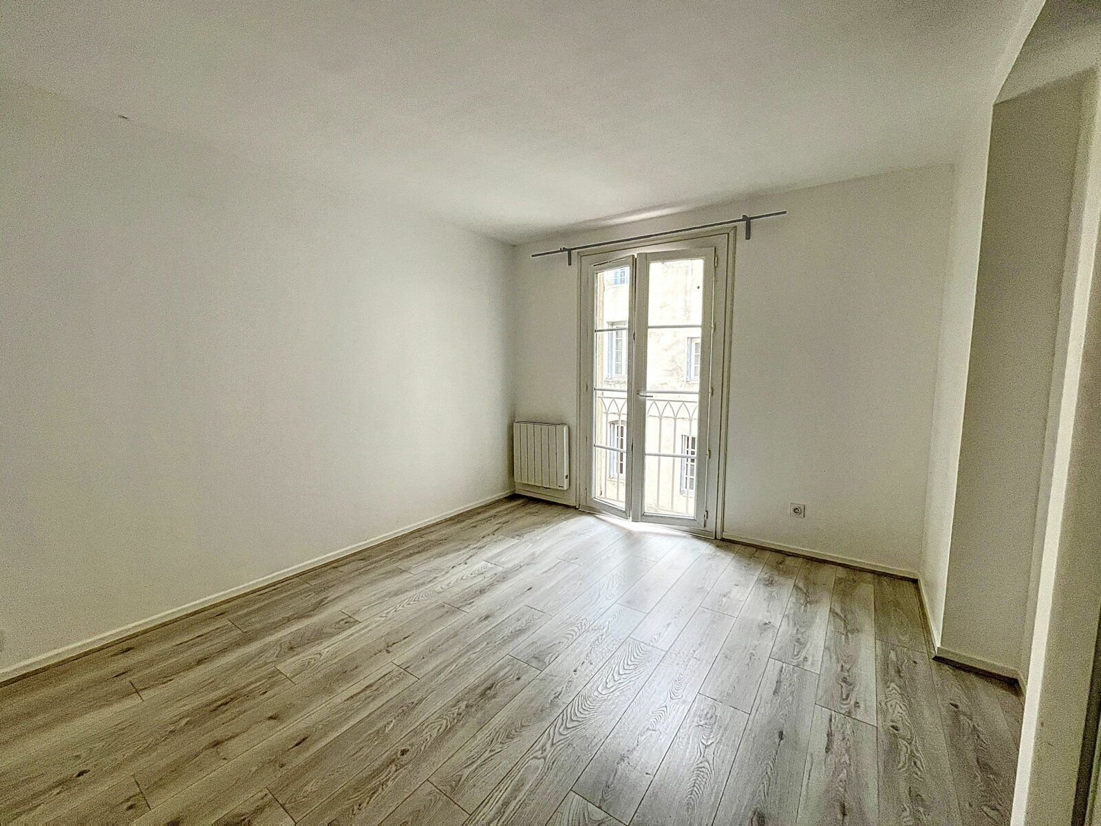 Appartement à vendre 3 68m2 à Avignon vignette-6