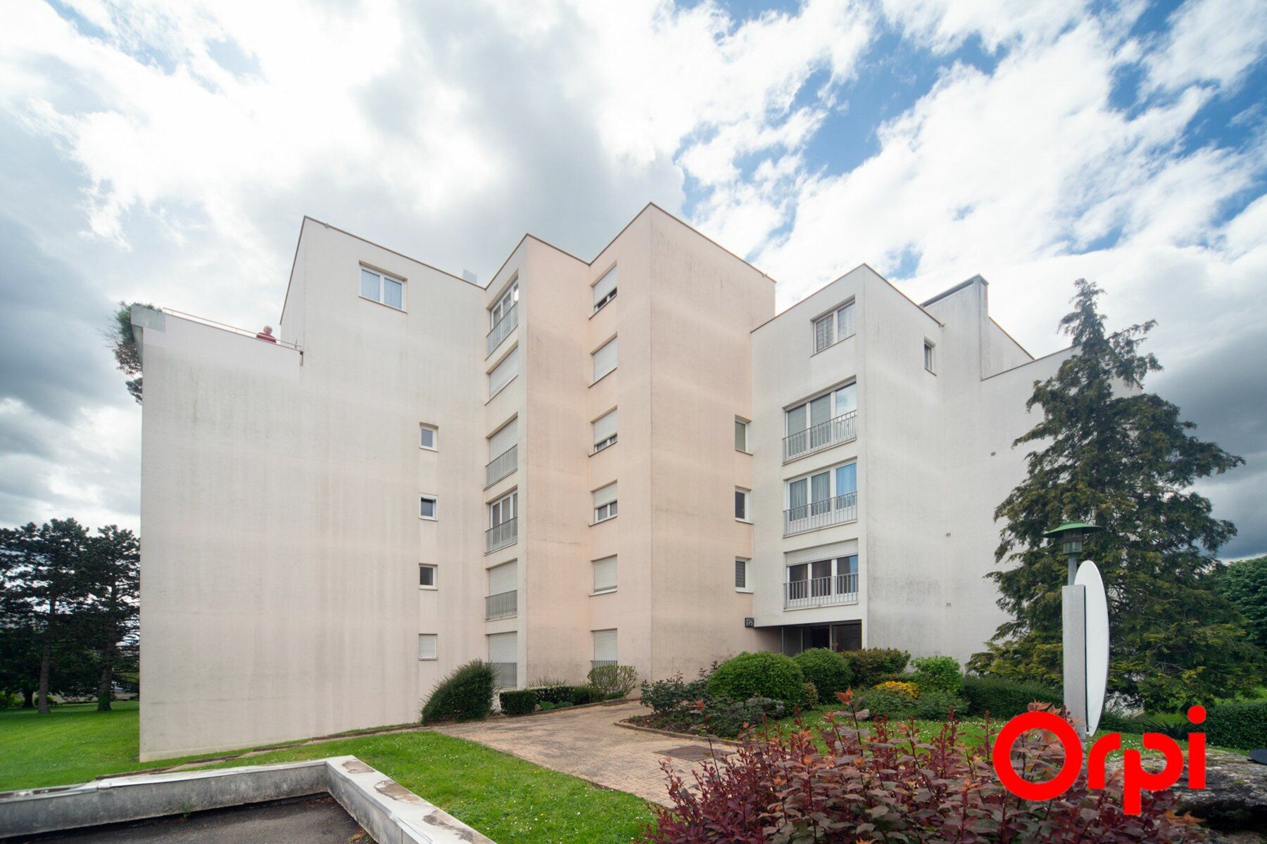 Appartement à vendre 2 47.05m2 à Charnay-lès-Mâcon vignette-1