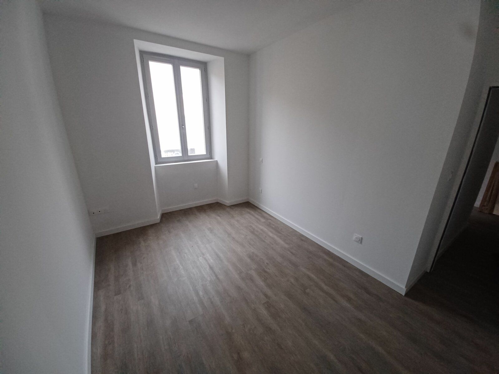 Appartement à vendre 3 68.27m2 à Saint-Étienne-de-Saint-Geoirs vignette-10