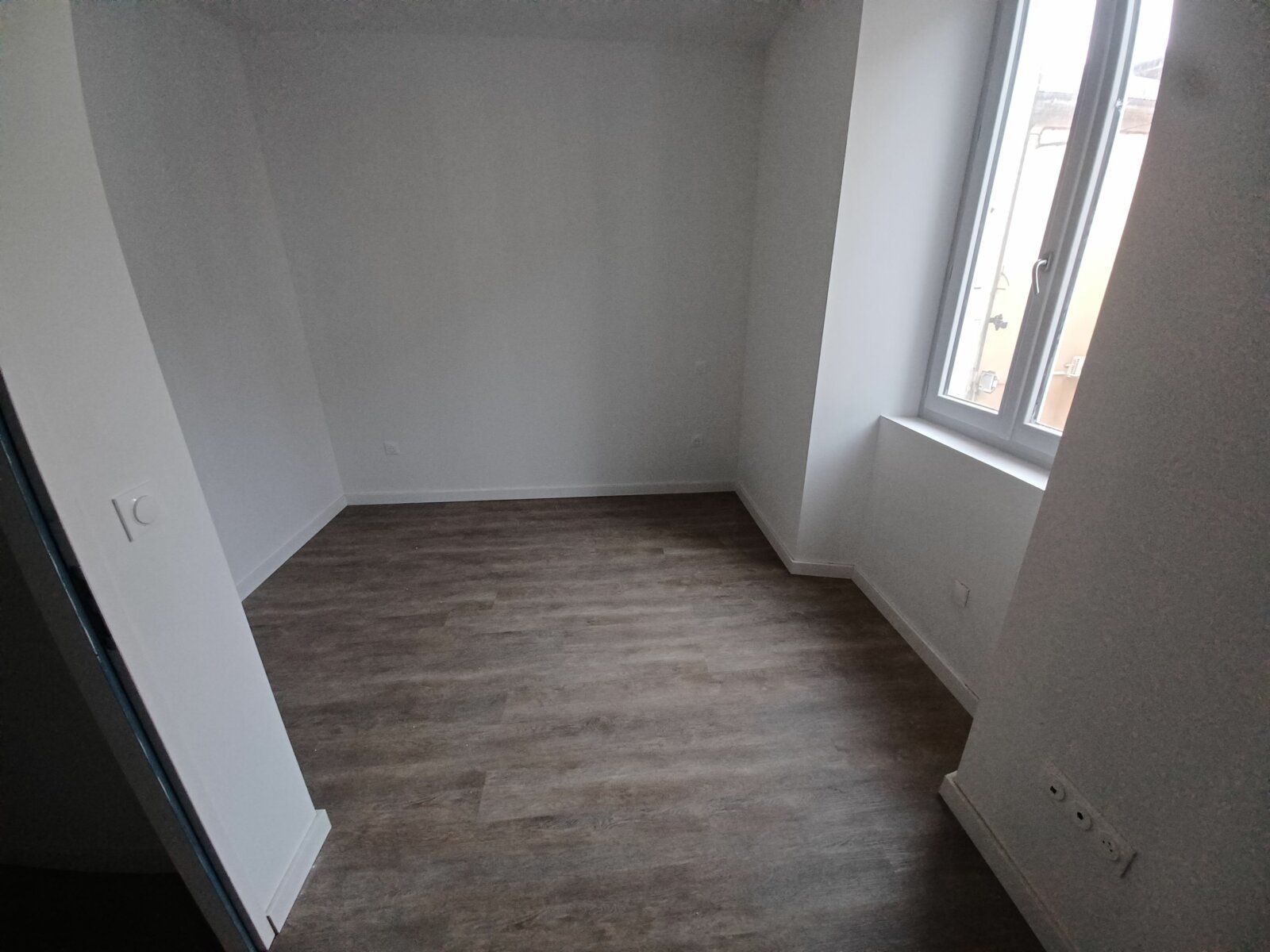 Appartement à vendre 3 68.27m2 à Saint-Étienne-de-Saint-Geoirs vignette-6