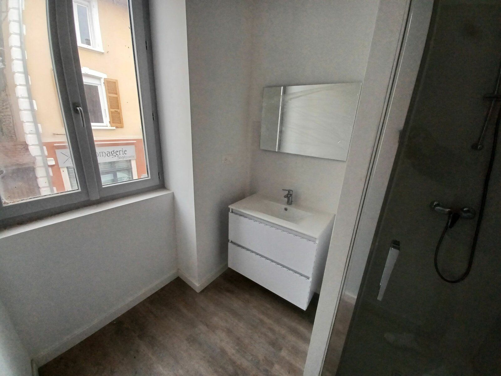 Appartement à vendre 3 68.27m2 à Saint-Étienne-de-Saint-Geoirs vignette-9
