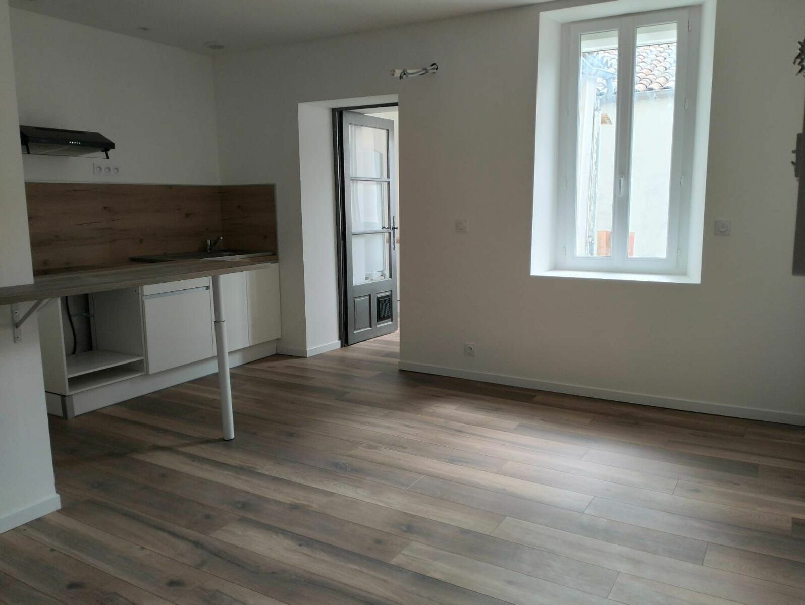 Appartement à louer 3 m2 à Saint-Ambroix vignette-7