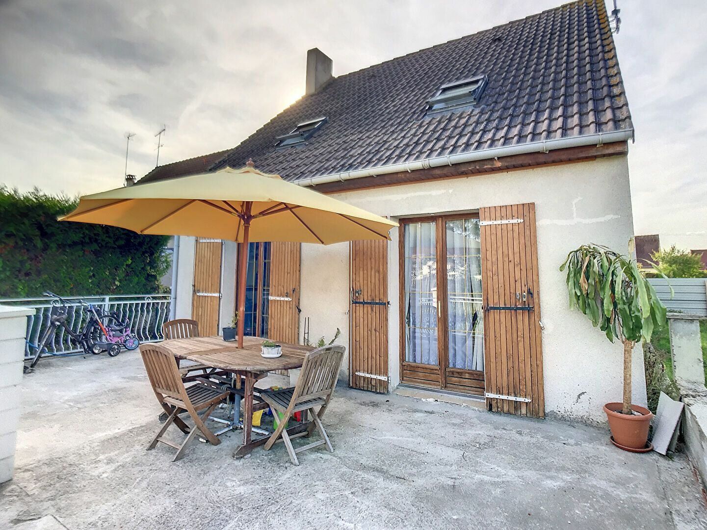 Maison à vendre 4 0m2 à Bruyères-sur-Oise vignette-1