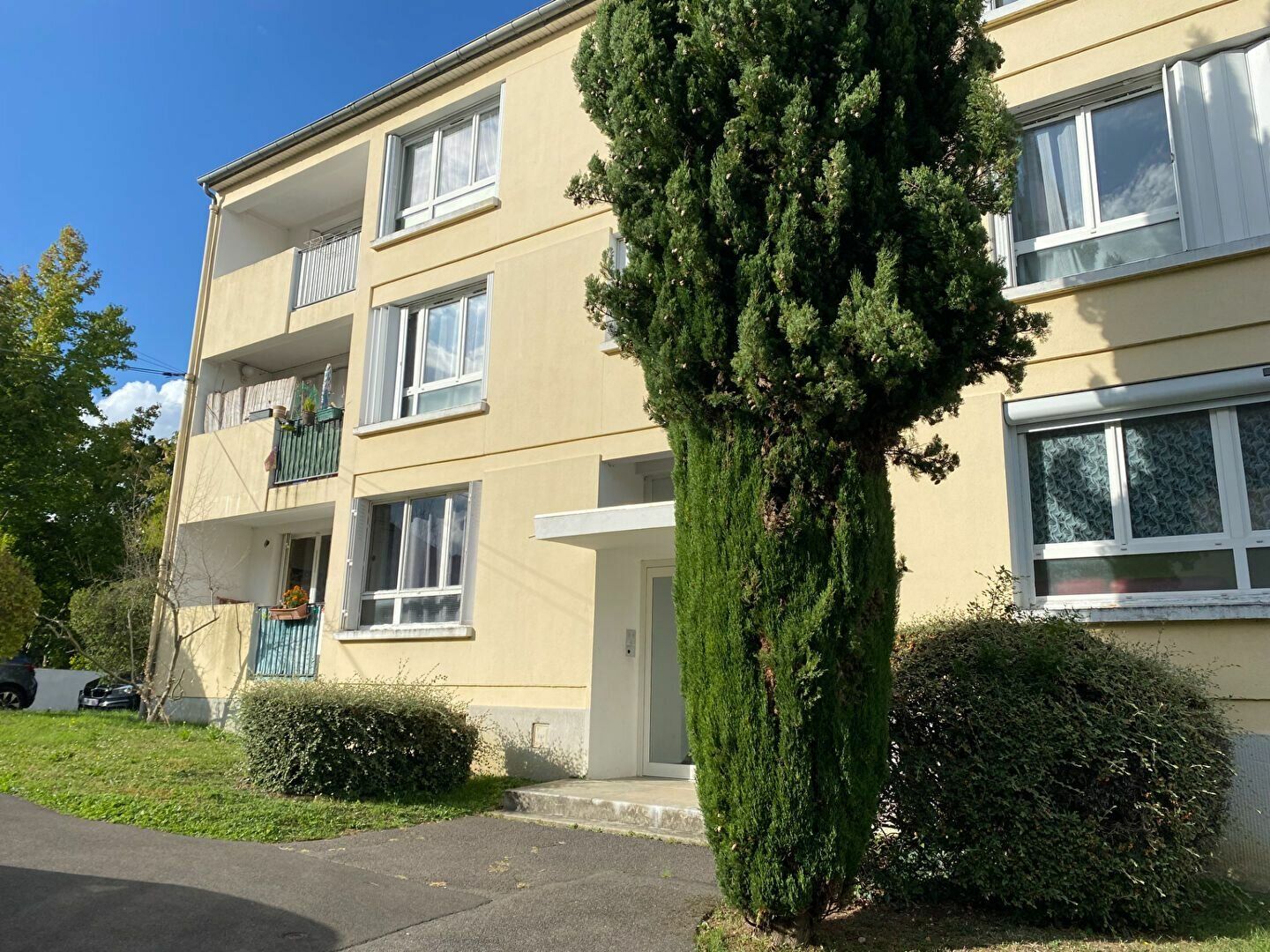 Appartement à vendre 3 56.4m2 à Bures-sur-Yvette vignette-1
