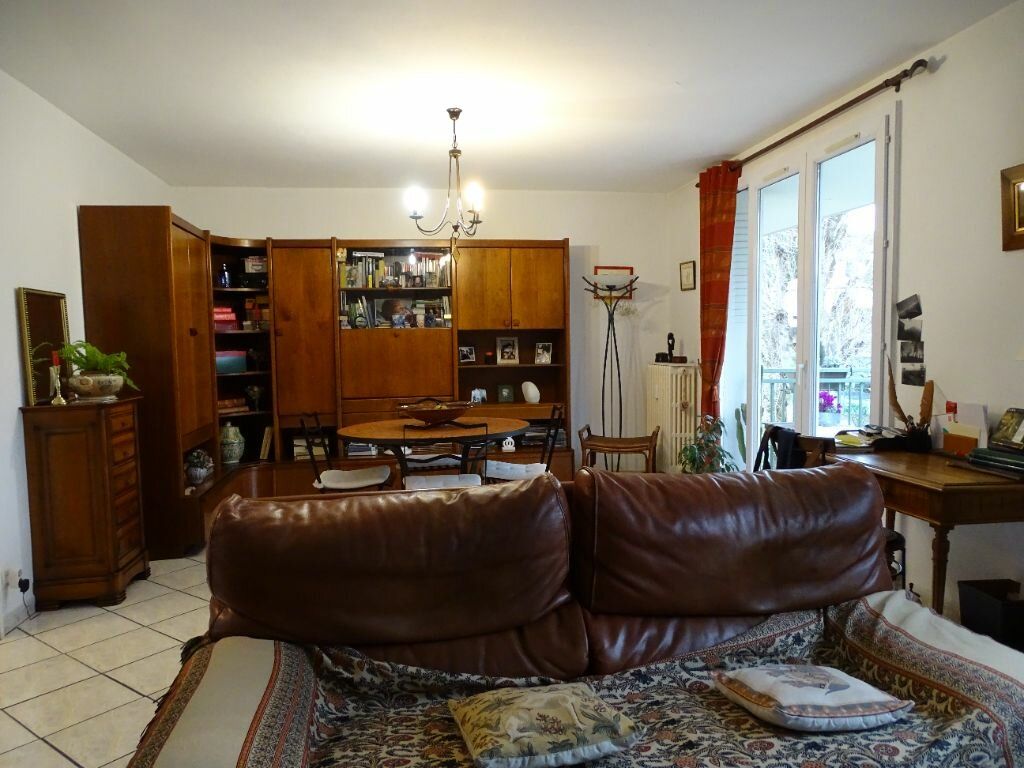 Appartement à vendre 3 m2 à Saint-Jean-Bonnefonds vignette-3