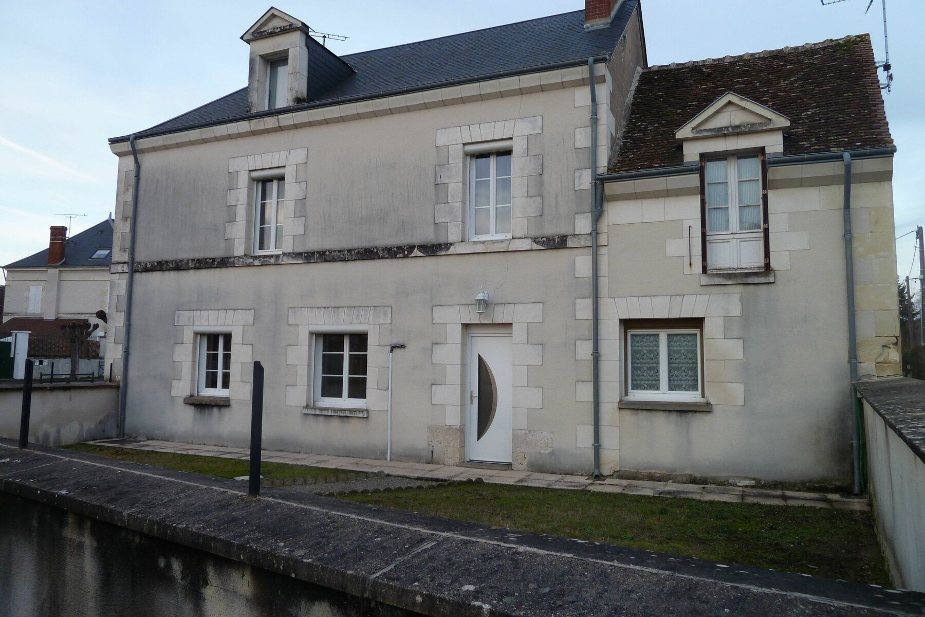 Maison à vendre 4 137m2 à Saint-Aignan vignette-1