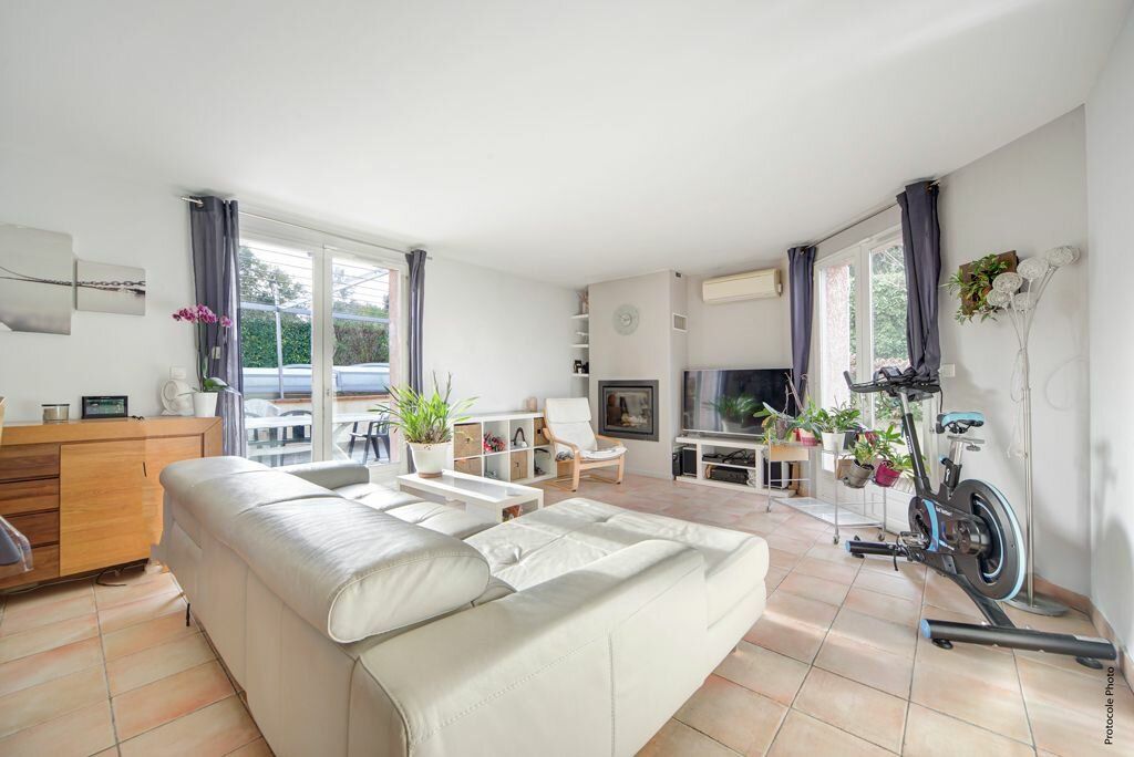 Maison à vendre 6 134m2 à Montaigut-sur-Save vignette-3