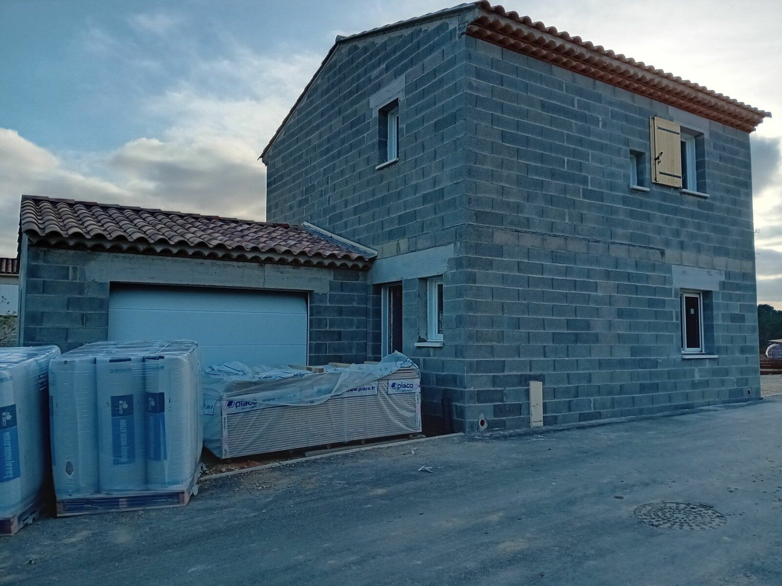Maison à vendre 4 85m2 à Peypin-d'Aigues vignette-4