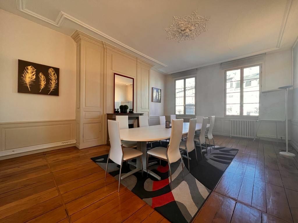 Appartement à vendre 1 102.19m2 à Limoges vignette-4