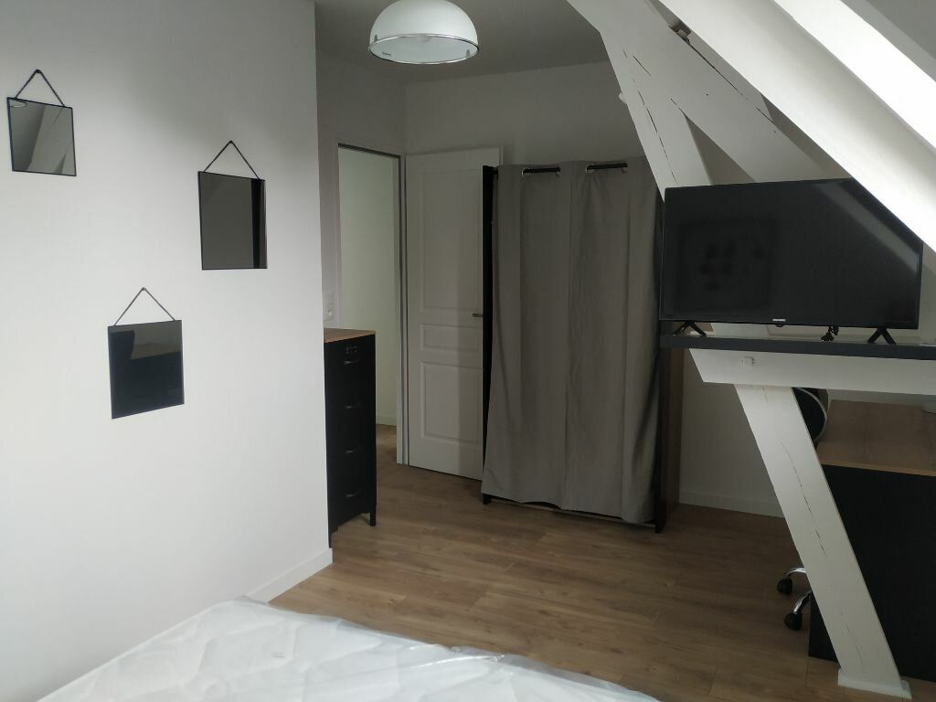 Appartement à louer 2 12.65m2 à Margny-lès-Compiègne vignette-2
