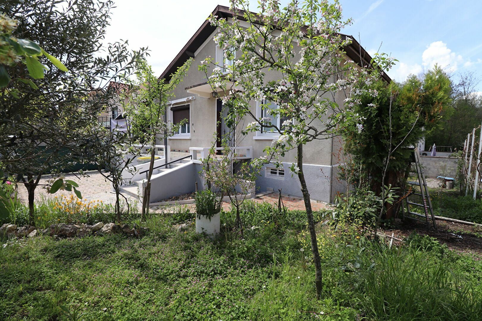 Maison à vendre 5 m2 à Pont-de-Chéruy vignette-3