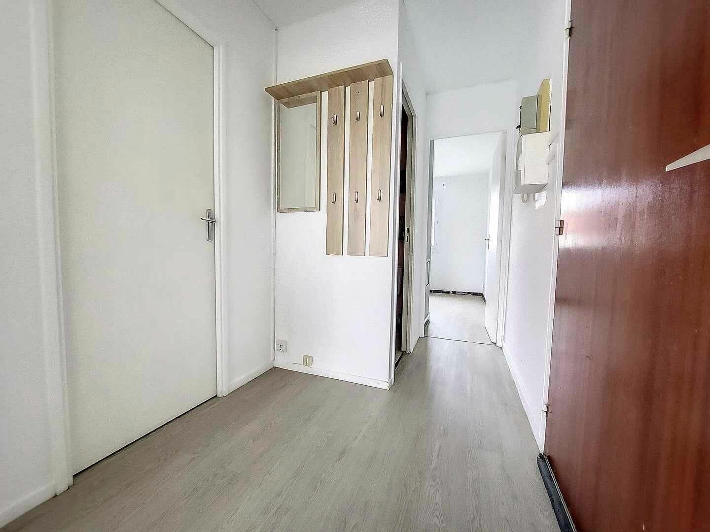Appartement à vendre 2 67.73m2 à Compiègne vignette-3
