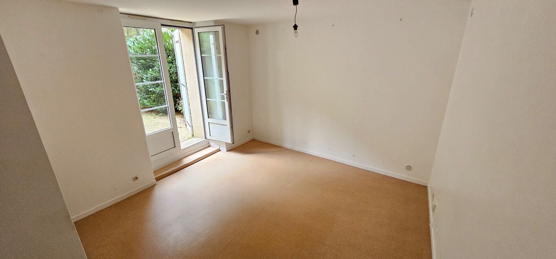 Appartement à vendre 2 71.31m2 à Poitiers vignette-2