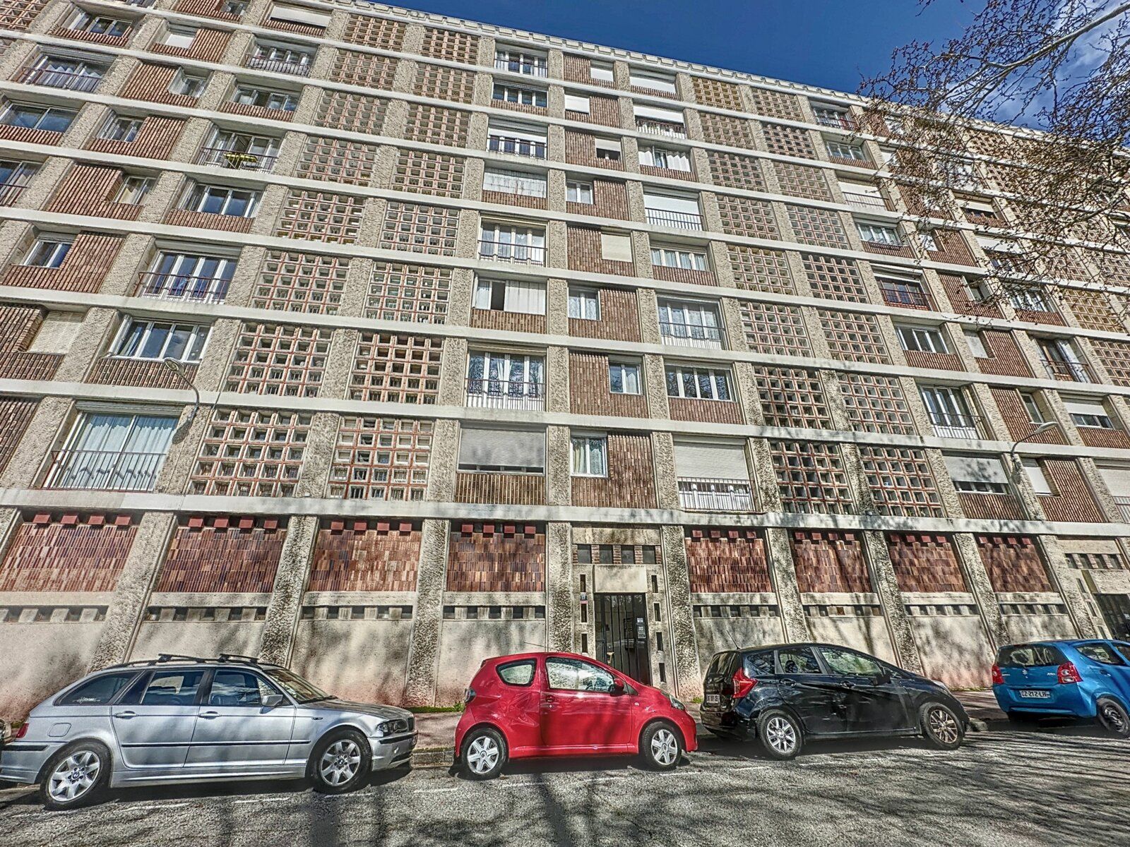 Appartement à vendre 3 50m2 à Avignon vignette-1
