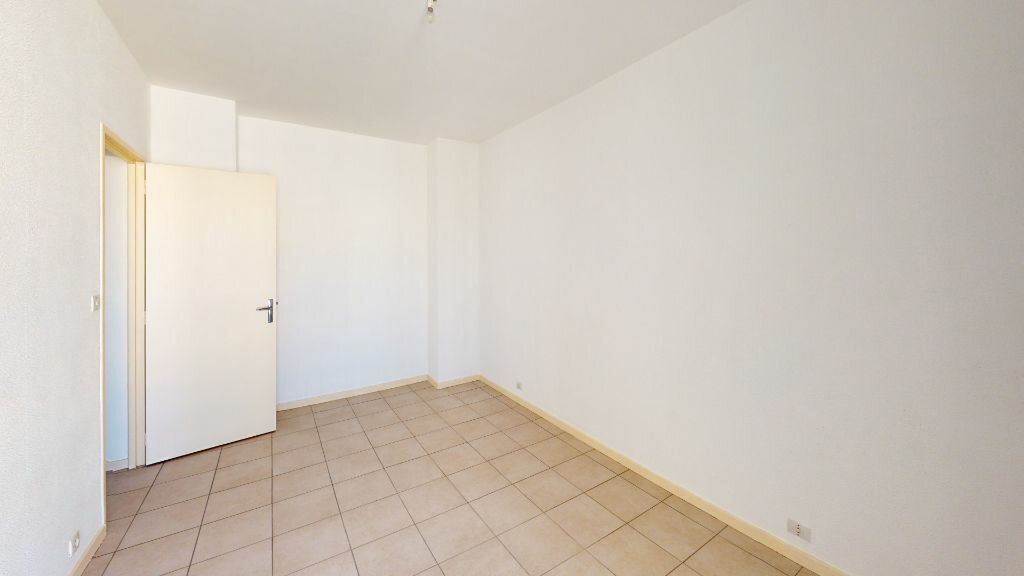 Appartement à vendre 2 47m2 à Aubenas vignette-9