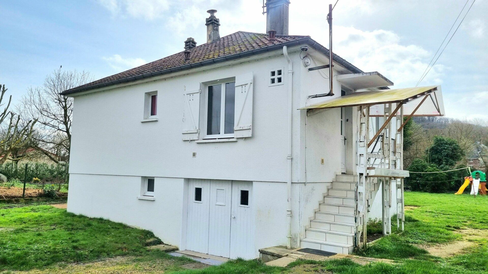 Maison à vendre 4 m2 à Cuise-la-Motte vignette-1