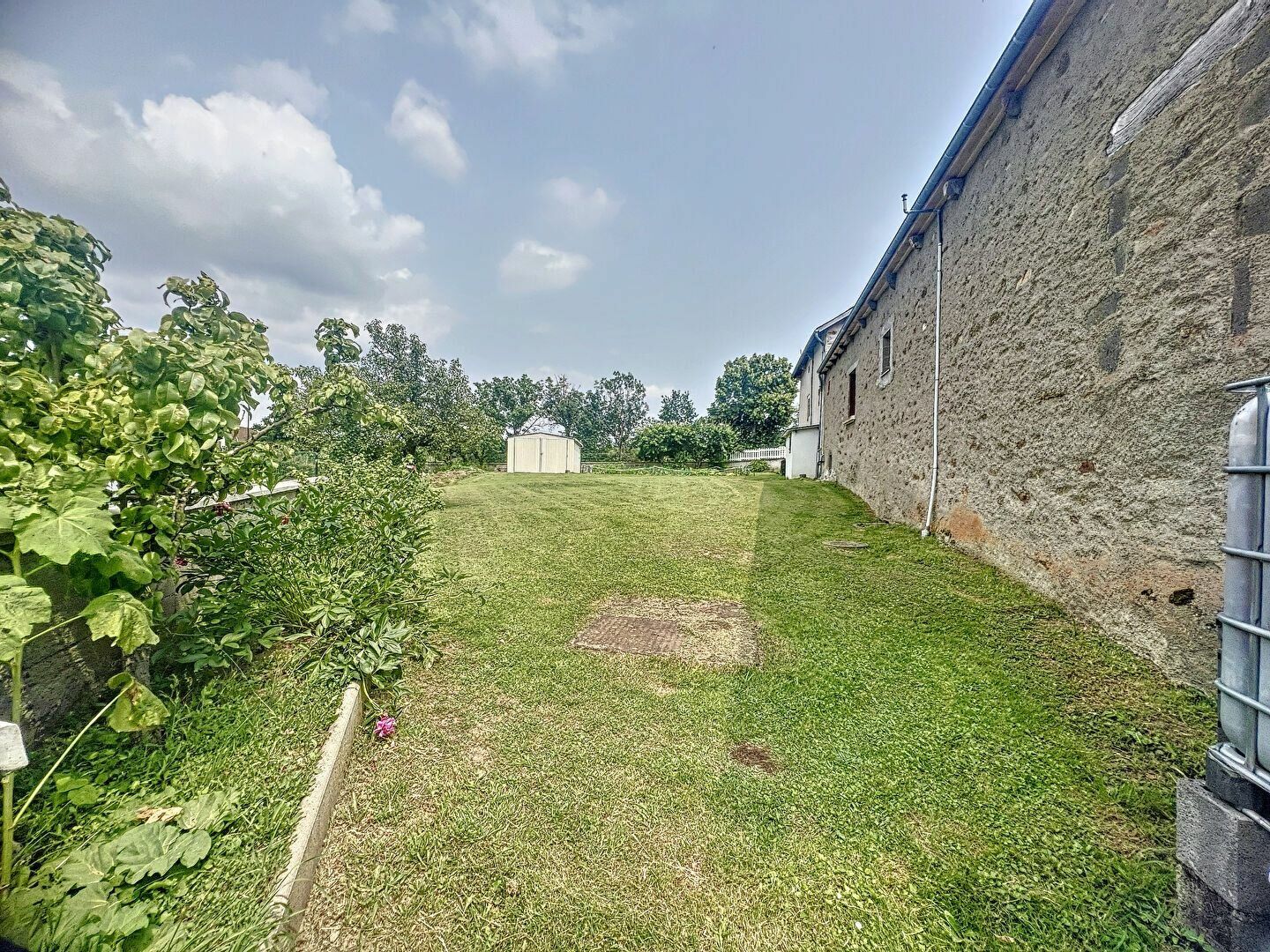 Maison à vendre 3 87m2 à Anglards-de-Saint-Flour vignette-3
