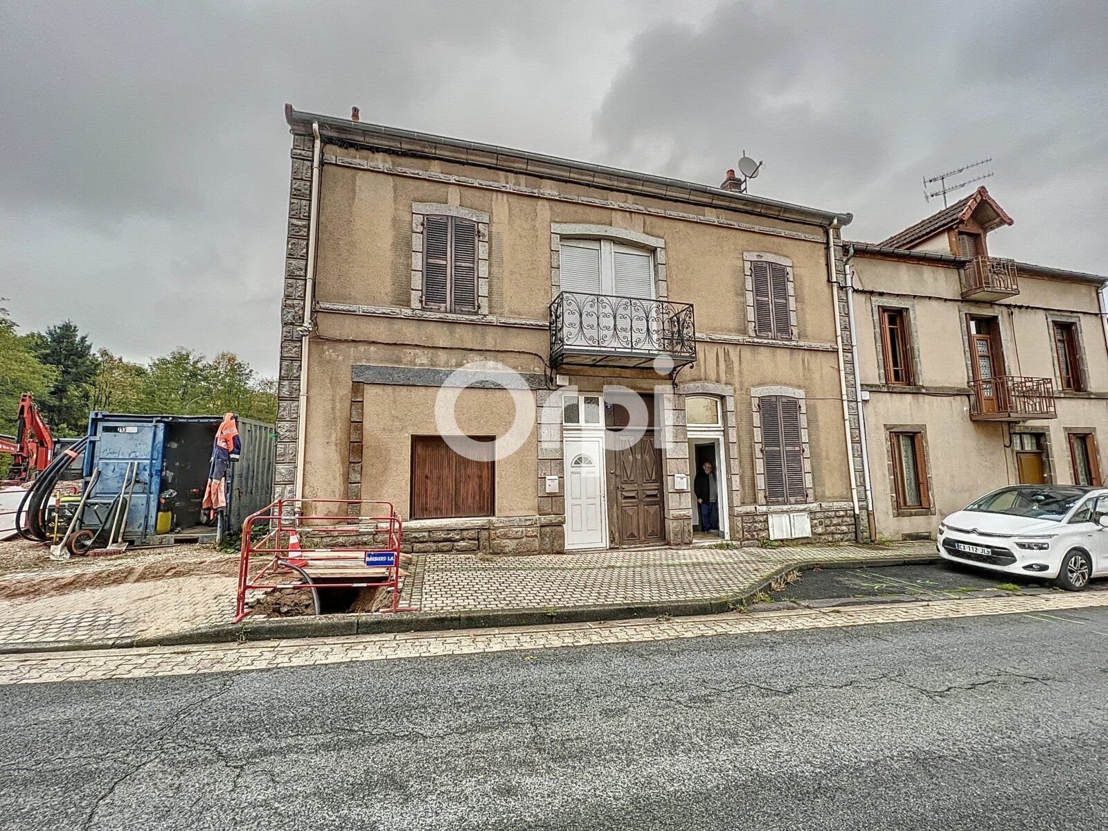 Maison à vendre 6 156m2 à Saint-Éloy-les-Mines vignette-1