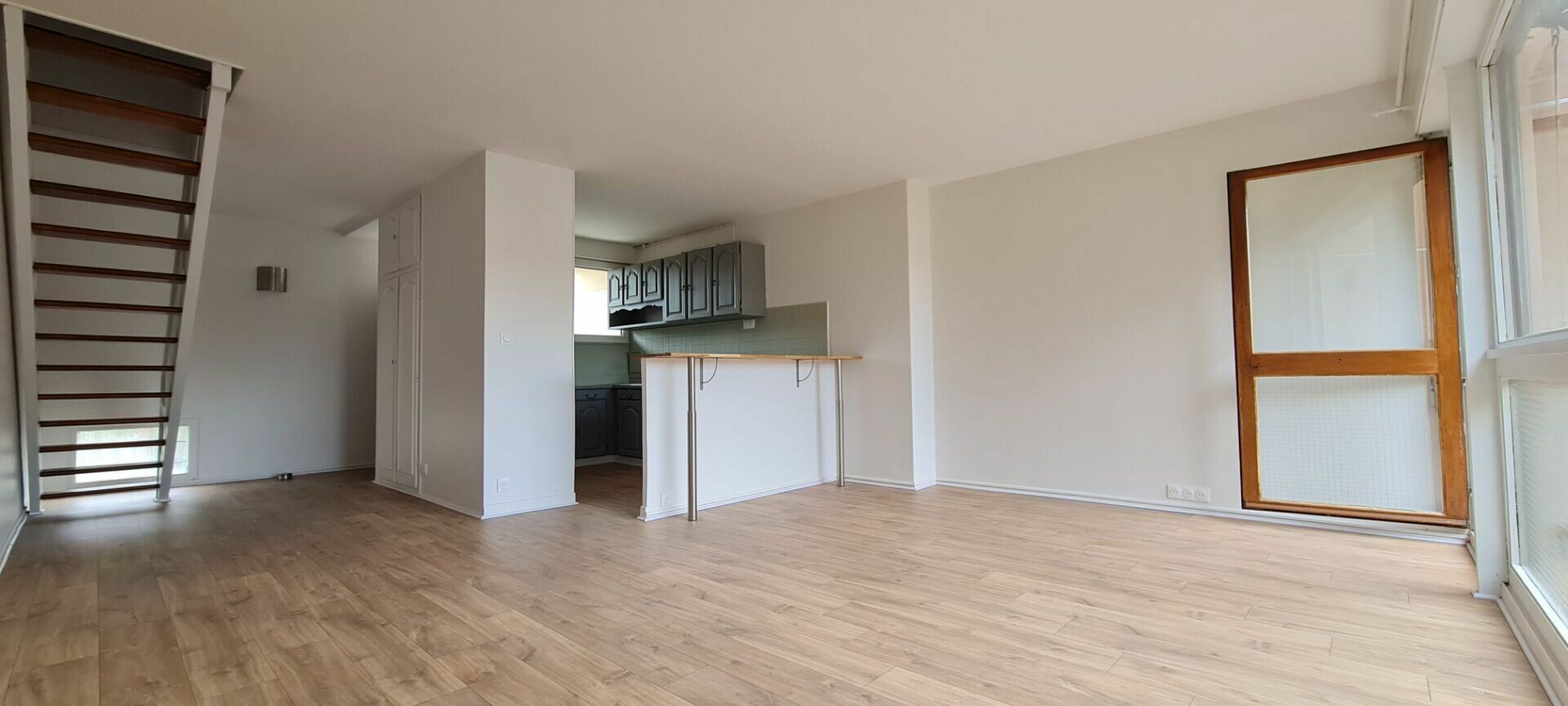 Appartement à vendre 4 m2 à Brie-Comte-Robert vignette-2