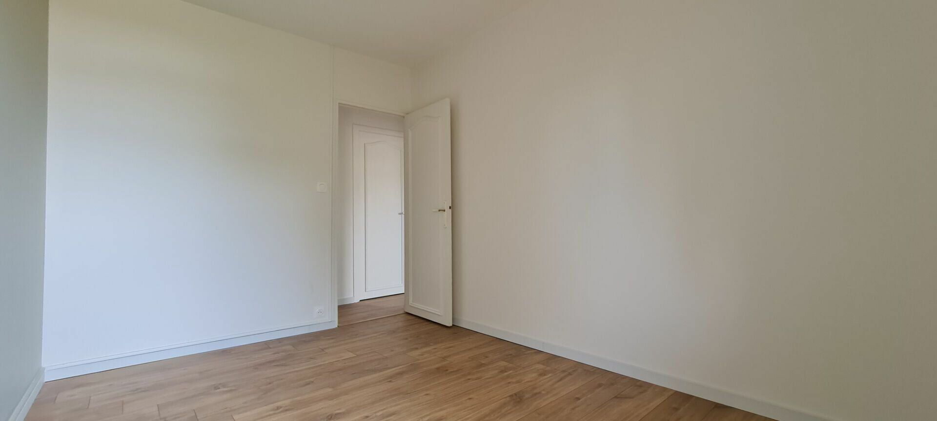 Appartement à vendre 4 m2 à Brie-Comte-Robert vignette-7