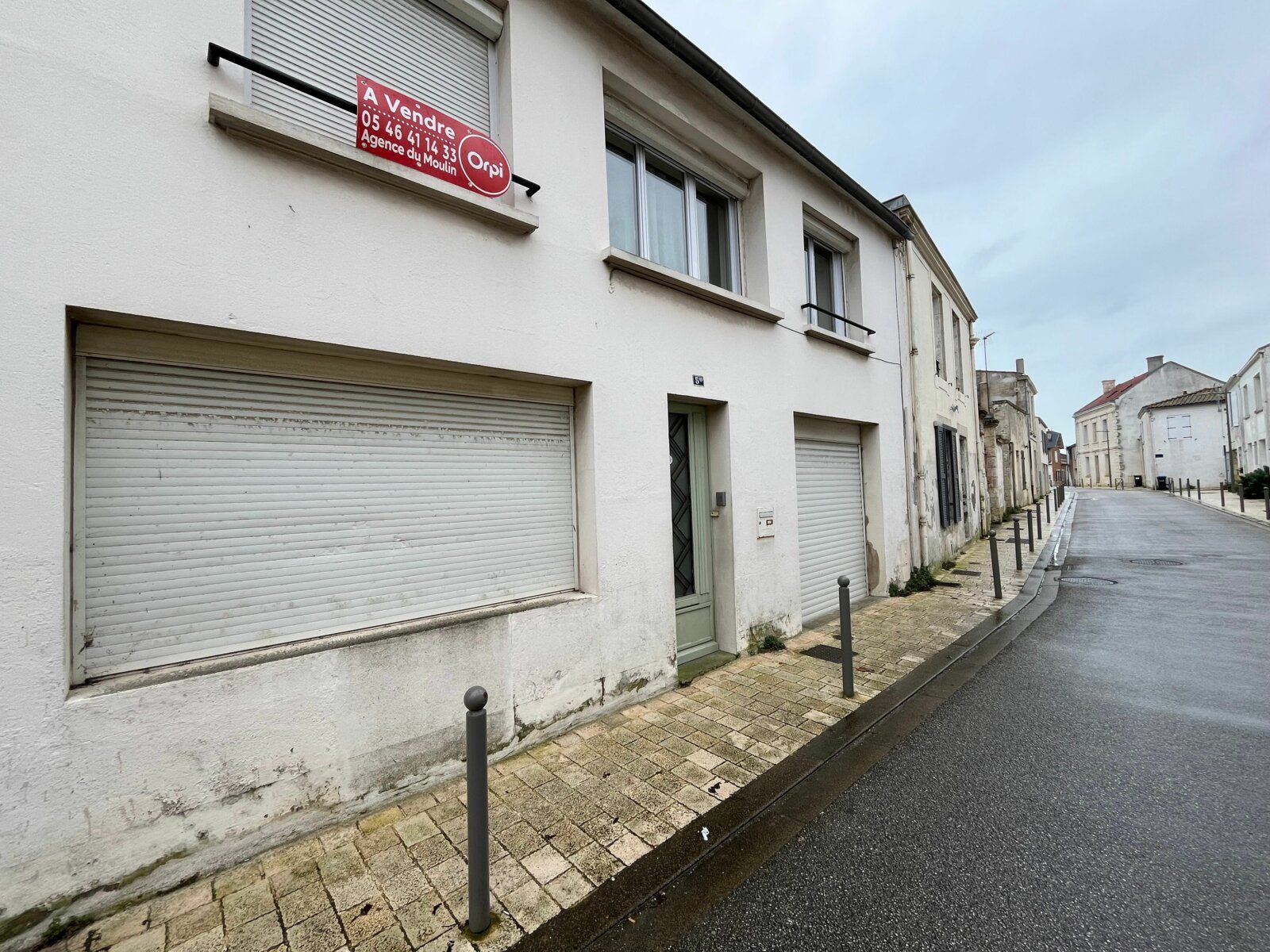 Maison à vendre 4 m2 à La Rochelle vignette-2