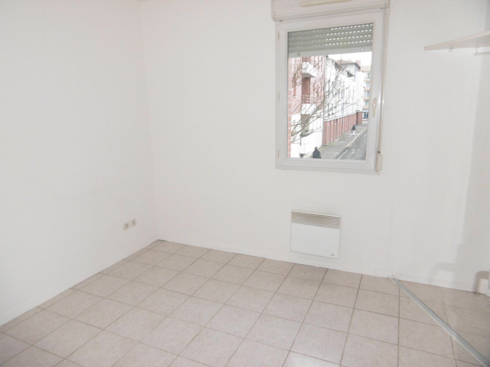 Appartement à louer 2 m2 à Montauban vignette-6