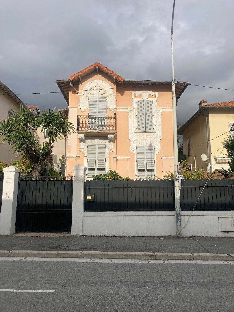 Maison à vendre 7 217m2 à Nice vignette-6