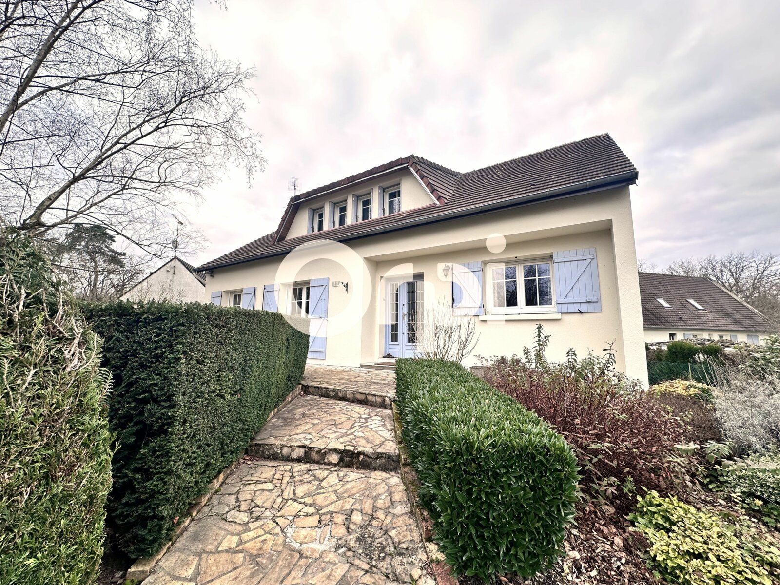 Maison à vendre 6 132m2 à Soissons vignette-1