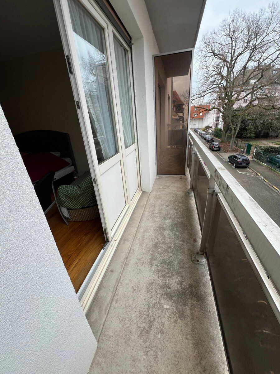 Appartement à louer 1 26m2 à Strasbourg vignette-1
