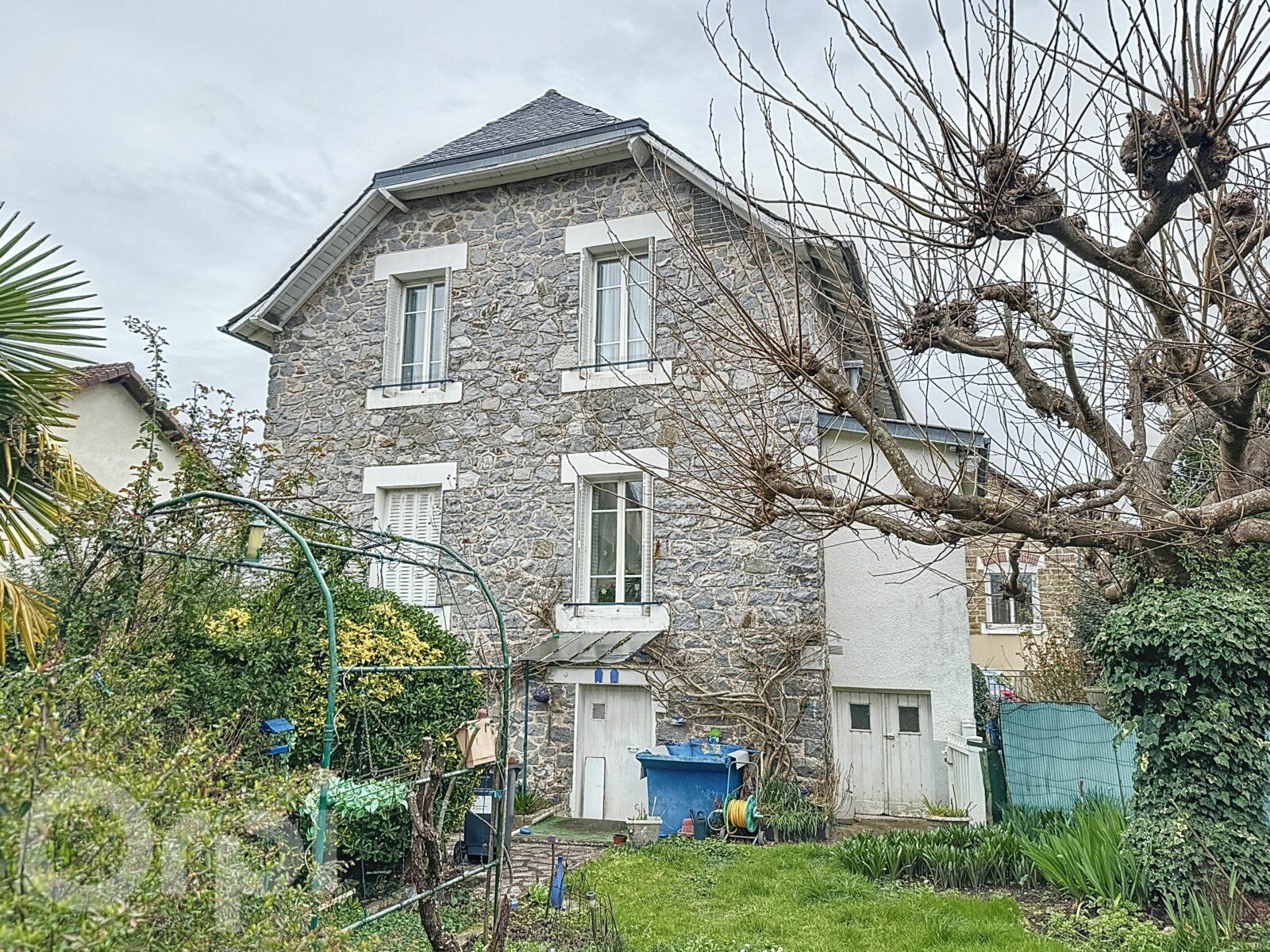 Maison à vendre 6 108m2 à Brive-la-Gaillarde vignette-1