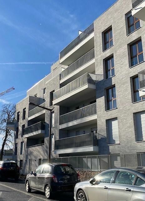 Appartement à louer 3 83.35m2 à Lagny-sur-Marne vignette-2