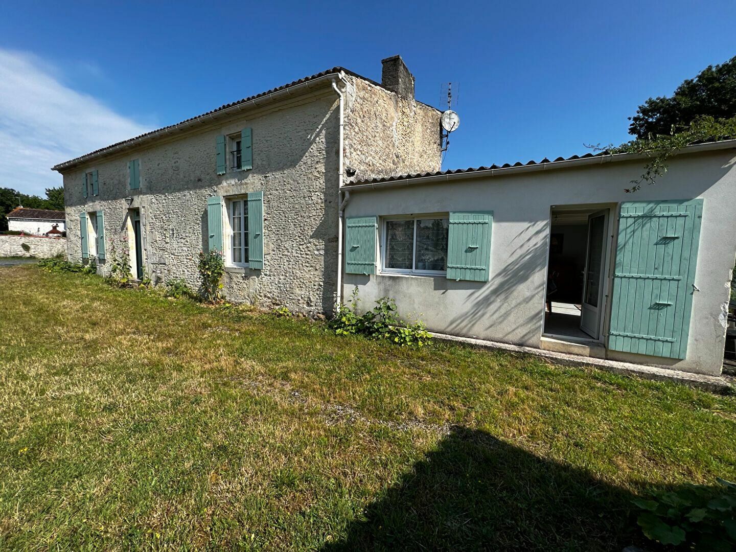 Maison à vendre 5 171.68m2 à Saint-André-de-Lidon vignette-1