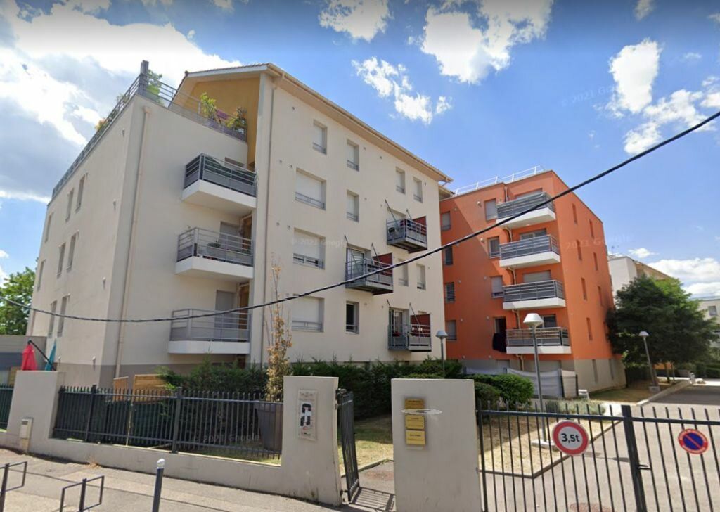 Appartement à vendre 3 55.01m2 à Pierre-Bénite vignette-3