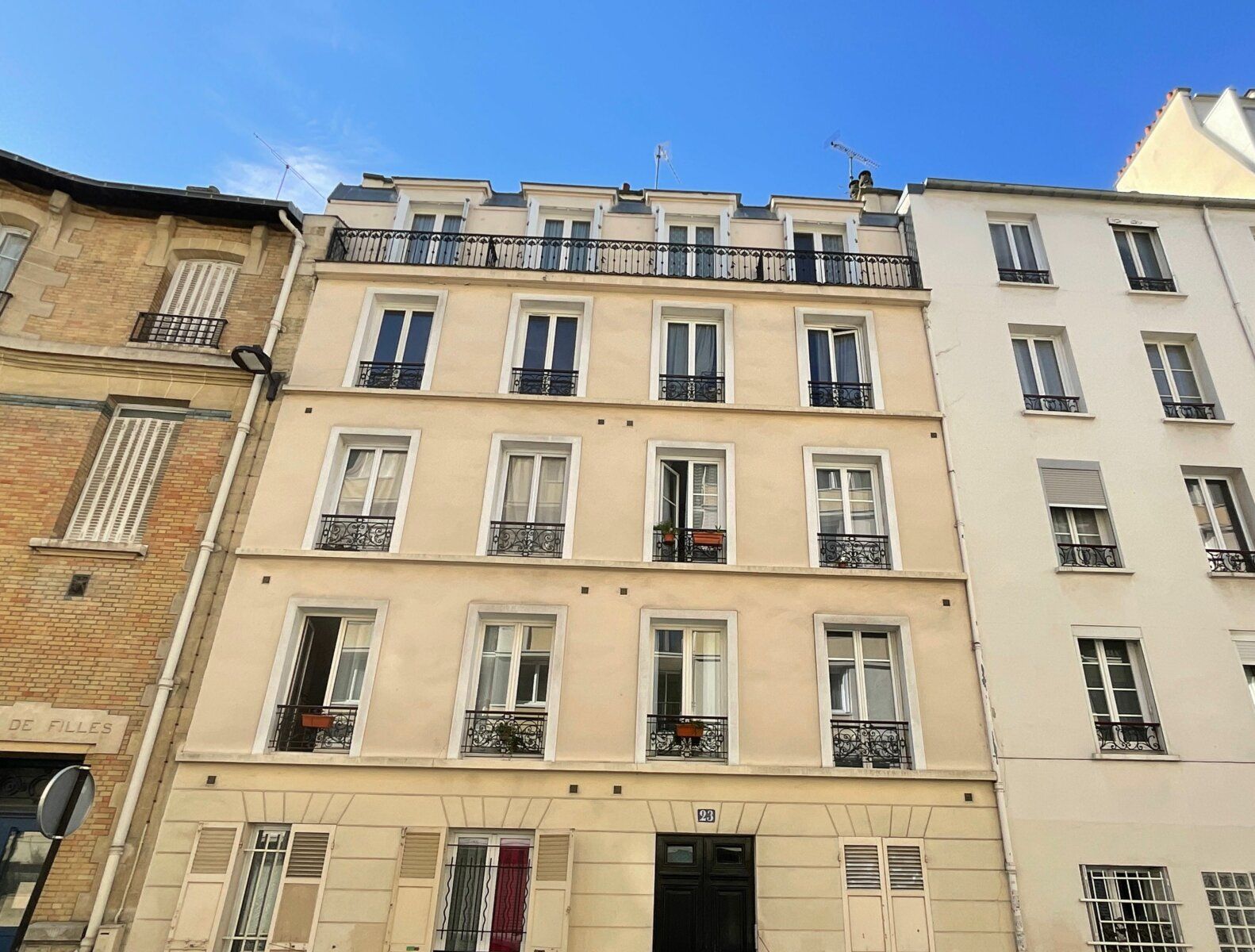 Appartement à vendre 2 39.53m2 à Paris 18 vignette-1