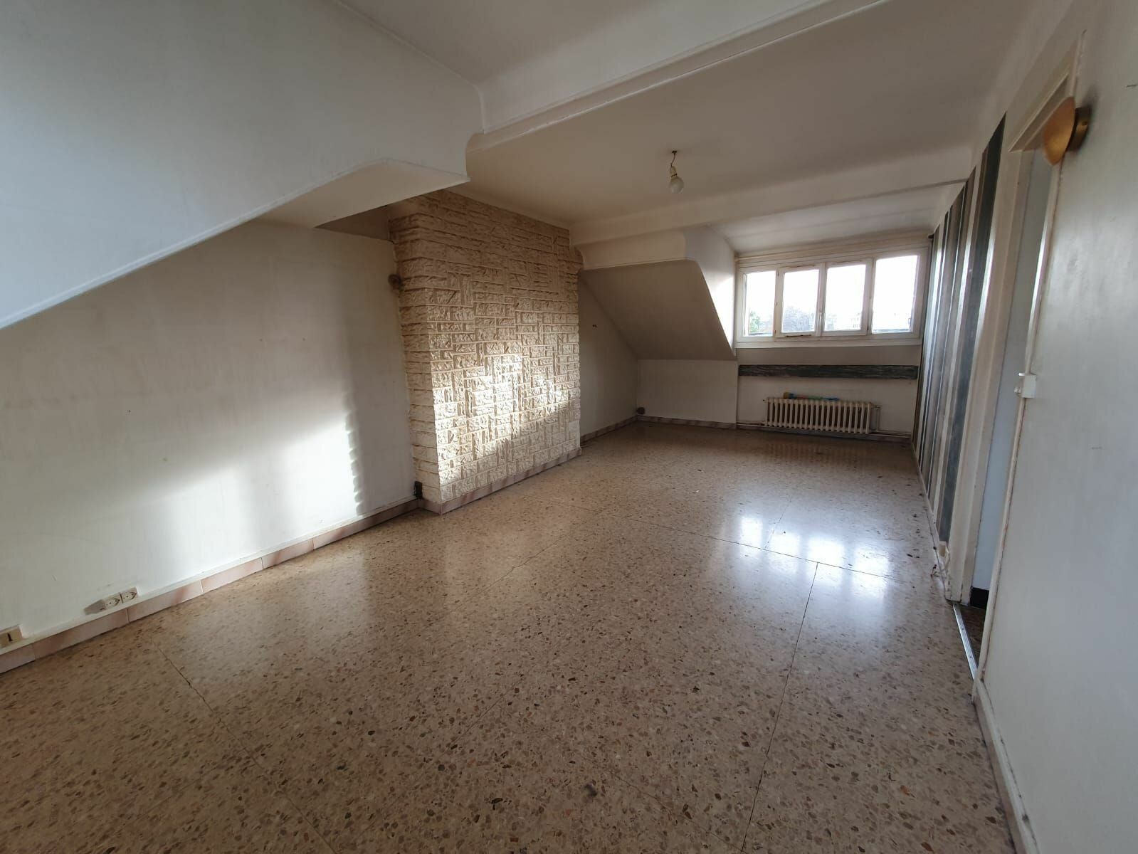 Appartement à vendre 2 42m2 à Neuilly-sur-Marne vignette-5